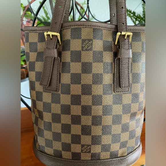 Authentic Louis Vuitton Damier Ebene Bucket Bag With COA - Picture 2 of 16